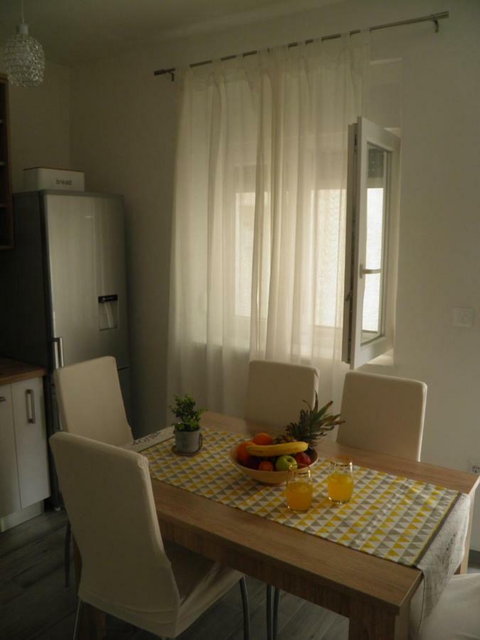 Apartment Dorothy Kaštela Esterno foto